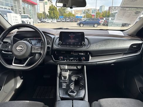 Used 2022 Nissan Rogue SV AWD/4WD image 13