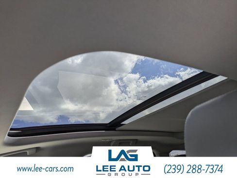 Used 2021 Lincoln Aviator Reserve w/ Elements Package Plus image 18