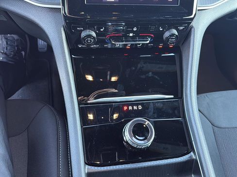 New 2025 Jeep Grand Cherokee Laredo w/ Luxury Tech Group I image 21