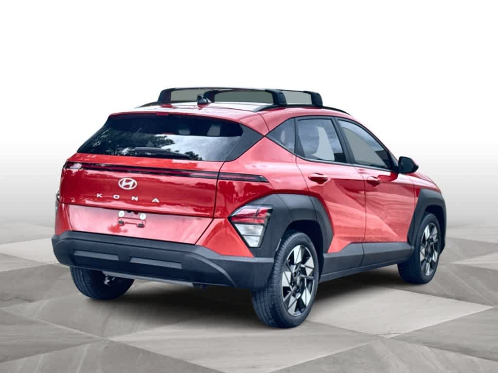 Used 2024 Hyundai Kona SEL FWD image 8