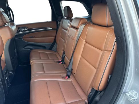 Used 2021 Jeep Grand Cherokee Overland image 12