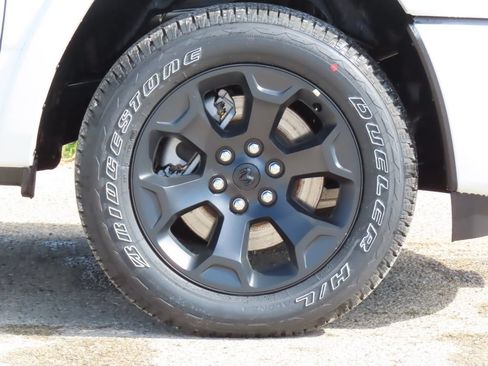 New 2026 RAM 1500 Big Horn AWD/4WD image 17