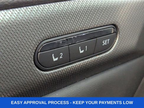 Used 2023 INFINITI QX60 Luxe w/ Performance Audio Package image 39