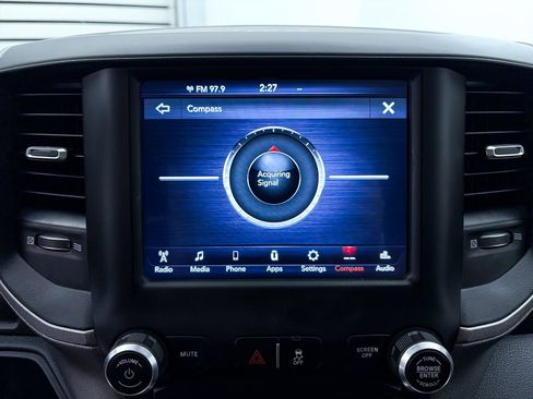 Used 2020 RAM 3500 Tradesman image 16