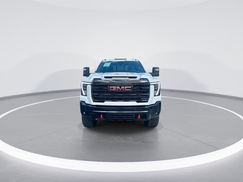 Used 2025 GMC Sierra 2500 AT4X AWD/4WD image 3