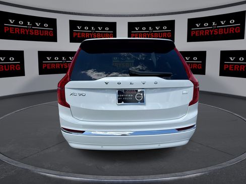 Used 2023 Volvo XC90 T8 Ultimate image 7