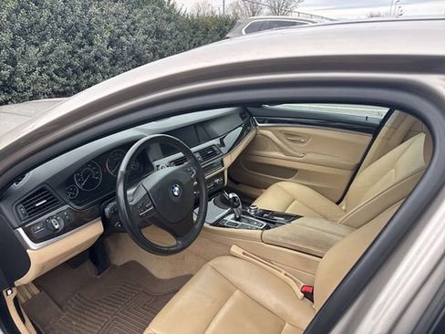 Used 2012 BMW 528i xDrive Sedan image 17