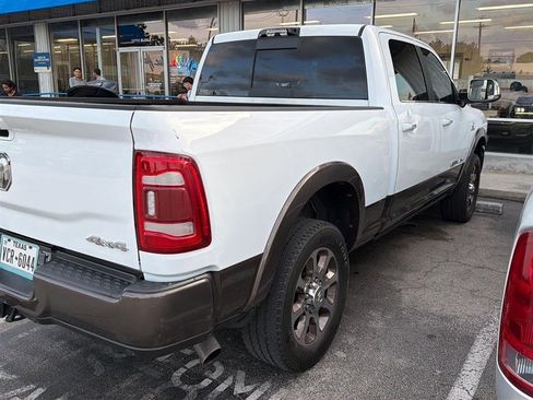 Used 2022 RAM 2500 Limited AWD/4WD image 3