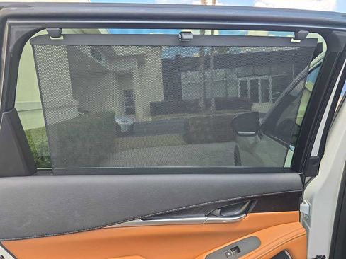 Certified 2025 INFINITI QX60 Sensory image 12