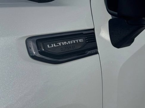 Certified 2026 GMC Sierra 1500 Denali Ultimate w/ LPO, Black Badging Package AWD/4WD image 12