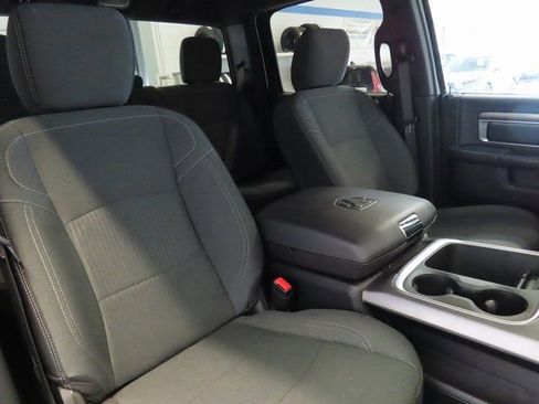 Used 2023 RAM 1500 Classic Warlock AWD/4WD image 6