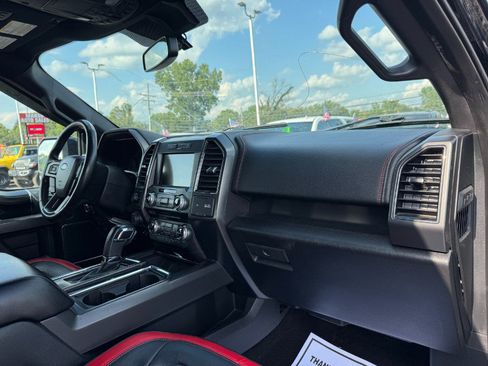 Used 2018 Ford F150 Lariat w/ Equipment Group 502A Luxury AWD/4WD image 19