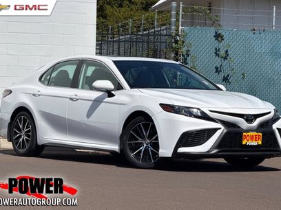 Used 2024 Toyota Camry SE w/ Audio Upgrade Package
