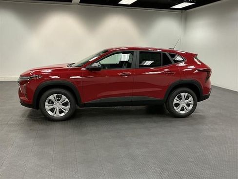 New 2026 Chevrolet Trax LS FWD image 2