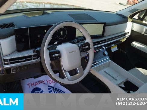 Used 2025 Hyundai Santa Fe Calligraphy image 13