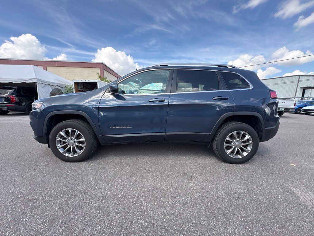 Used 2021 Jeep Cherokee Latitude Lux w/ Sun & Sound Group AWD/4WD image 6