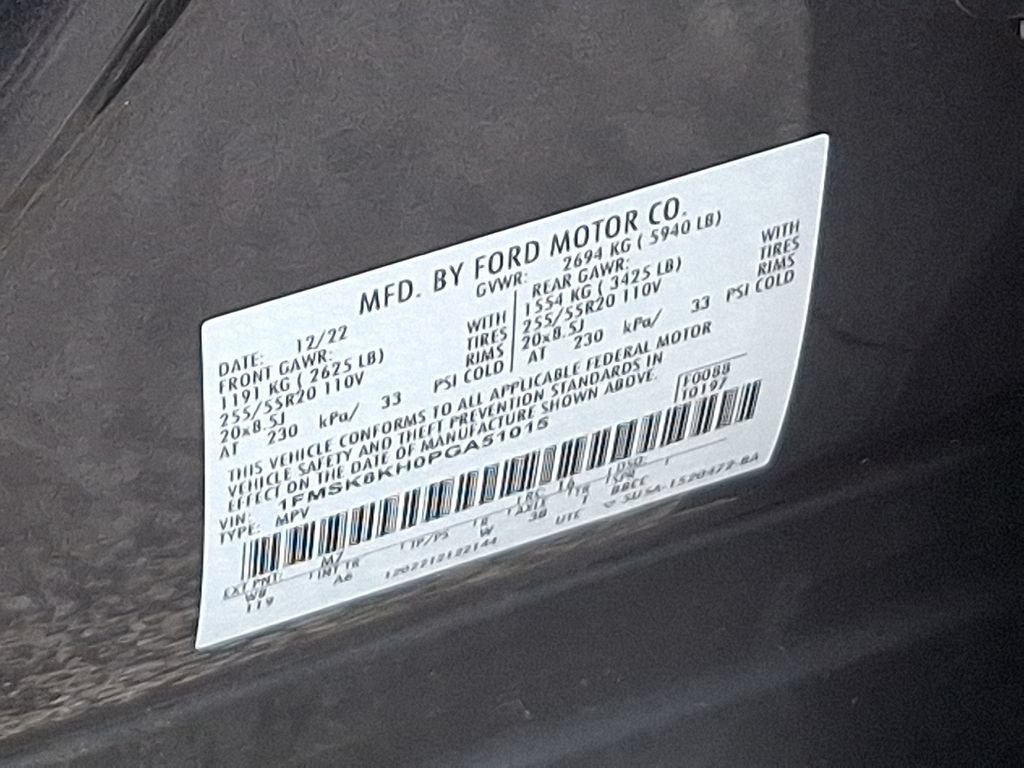 Used 2023 Ford Explorer ST-Line w/ Class IV Trailer Tow Package AWD/4WD image 28
