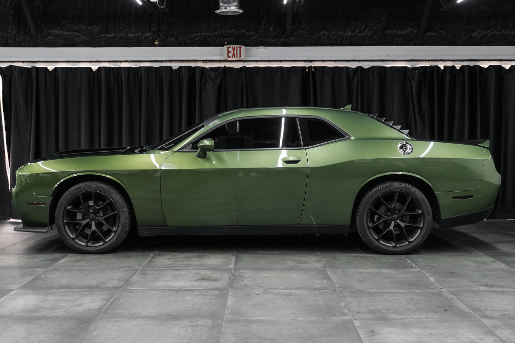 Used 2022 Dodge Challenger SXT w/ Plus Package RWD image 12