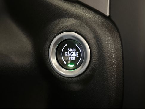 Used 2023 Chevrolet Silverado 1500 Custom image 30