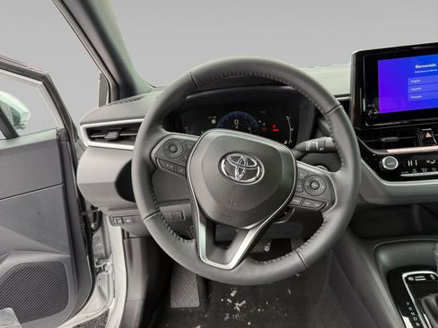 New 2026 Toyota Corolla SE image 12