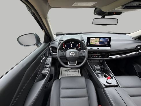 Used 2025 Nissan Rogue SL w/ SL Premium Package AWD/4WD image 13