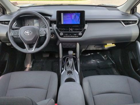 Certified 2023 Toyota Corolla Cross LE FWD image 15