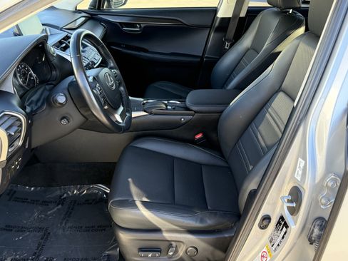 Used 2017 Lexus NX 200t FWD image 18