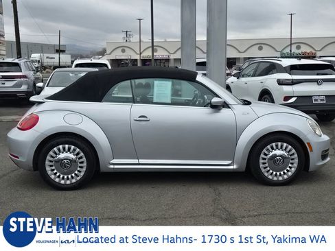 Used 2013 Volkswagen Beetle 2.5 50's Edition image 6