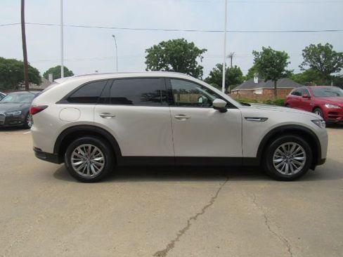 Used 2024 MAZDA CX-90 Plug-In Hybrid w/ Preferred image 5