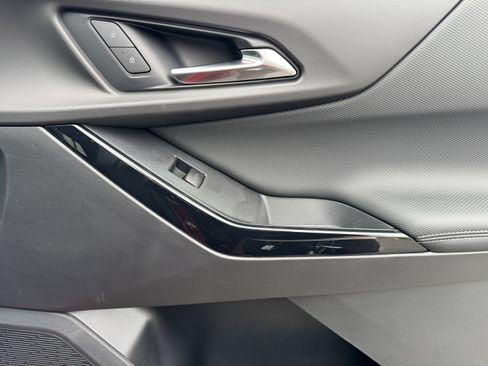 New 2026 Chevrolet Equinox LT w/ LPO, Floor Liner Package image 24