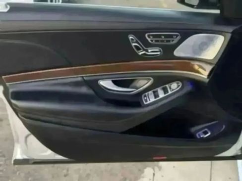 Used 2014 Mercedes-Benz S 550 Sedan image 37