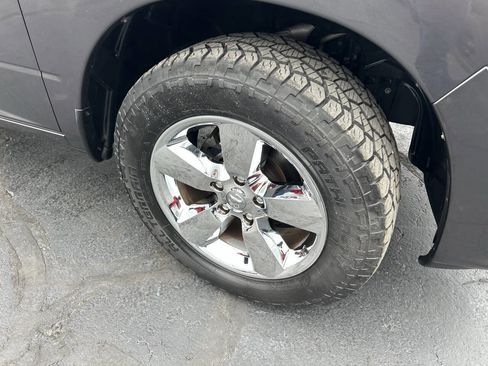 Used 2014 RAM 1500 Express image 11