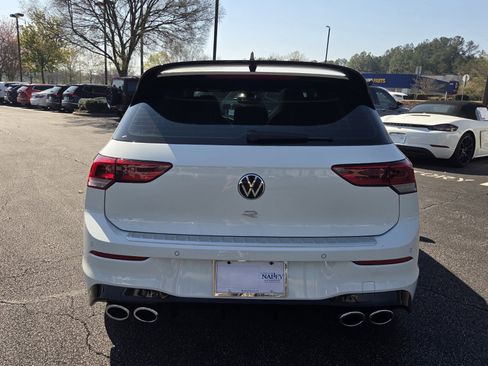 Used 2024 Volkswagen Golf R image 6