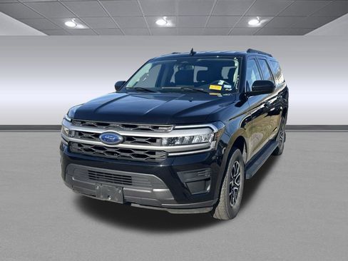 Used 2024 Ford Expedition Max XLT image 7