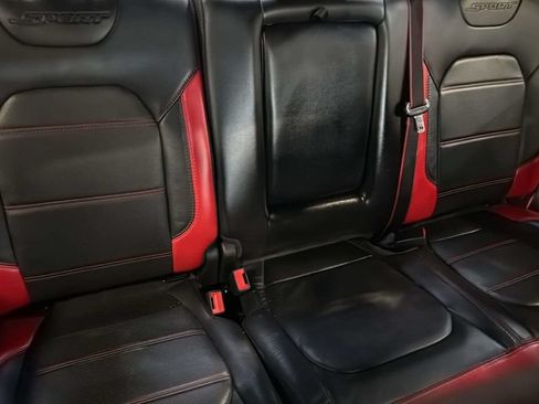 Used 2019 Ford F150 Lariat w/ Equipment Group 502A Luxury AWD/4WD image 11