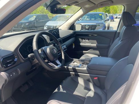 Certified 2025 Honda Pilot EX-L image 28