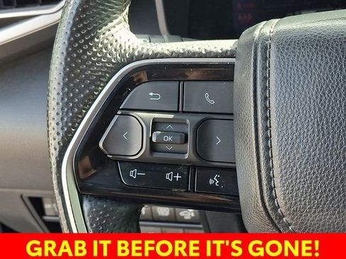 Used 2024 Toyota Tundra Limited image 25