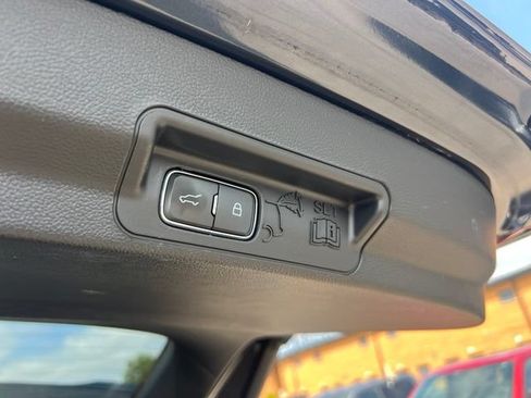 Certified 2023 Ford Explorer XLT w/ Equipment Group 202A AWD/4WD image 23