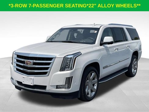 Used 2017 Cadillac Escalade ESV Luxury AWD/4WD image 3