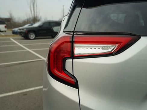 Used 2022 GMC Terrain SLT image 39