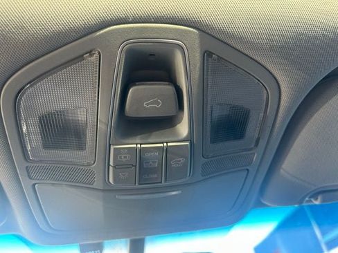 Used 2017 Hyundai Santa Fe Sport AWD/4WD image 27