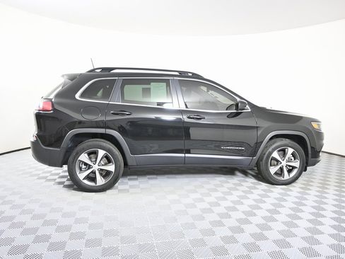 Used 2022 Jeep Cherokee Limited image 7