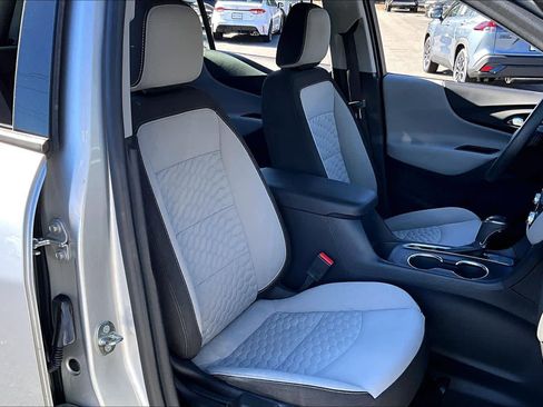 Used 2019 Chevrolet Equinox LS image 8