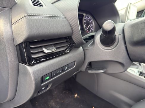 Used 2025 Nissan Sentra SV w/ All-Weather Package image 13