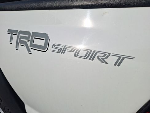 Used 2014 Toyota Tacoma PreRunner image 14