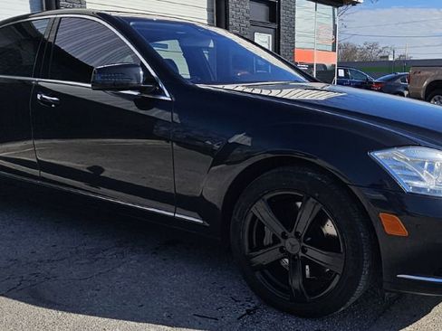 Used 2013 Mercedes-Benz S 550 4MATIC image 3