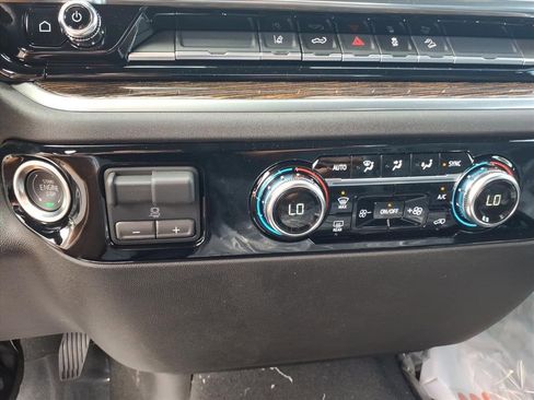 New 2025 GMC Sierra 2500 SLE image 26