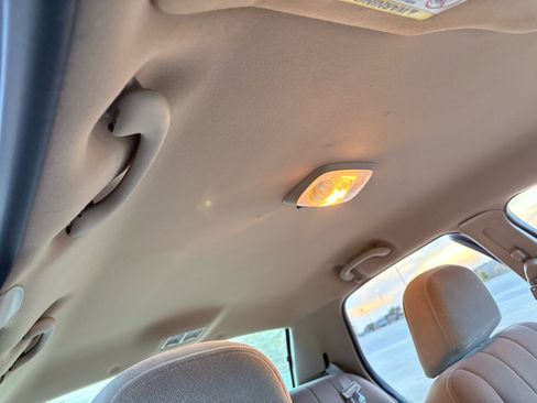 Used 2003 Mercury Grand Marquis GS image 23