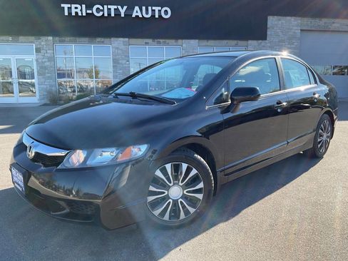 Used 2010 Honda Civic LX image 1