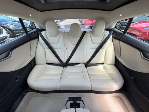 Used 2018 Tesla Model S 75D AWD/4WD image 36